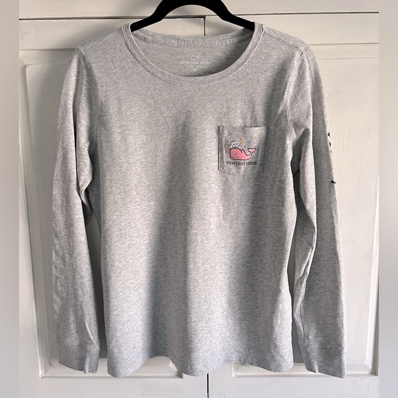 VINEYARD VINES Happy New Year Womens long sleeve graphic tshirt, size XS, NWT - Picture 2 of 7
